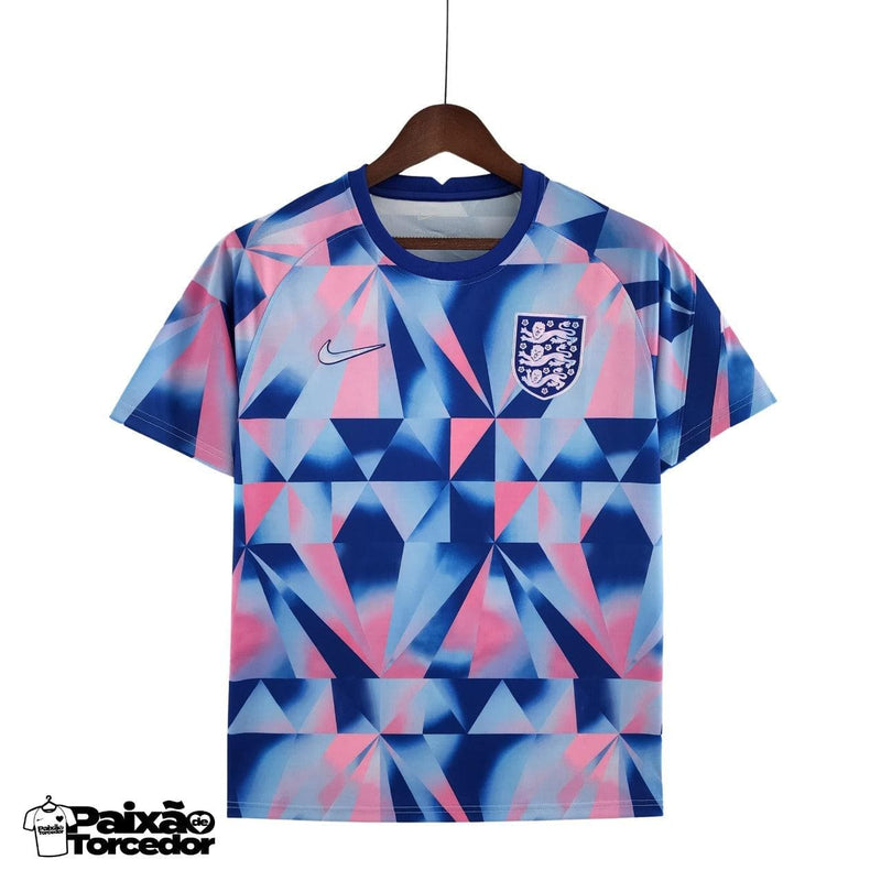 Camisa Inglaterra Treino Geometric 22/23 - Nike Torcedor Masculina - Azul e rosa