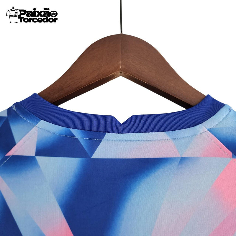 Camisa Inglaterra Treino Geometric 22/23 - Nike Torcedor Masculina - Azul e rosa